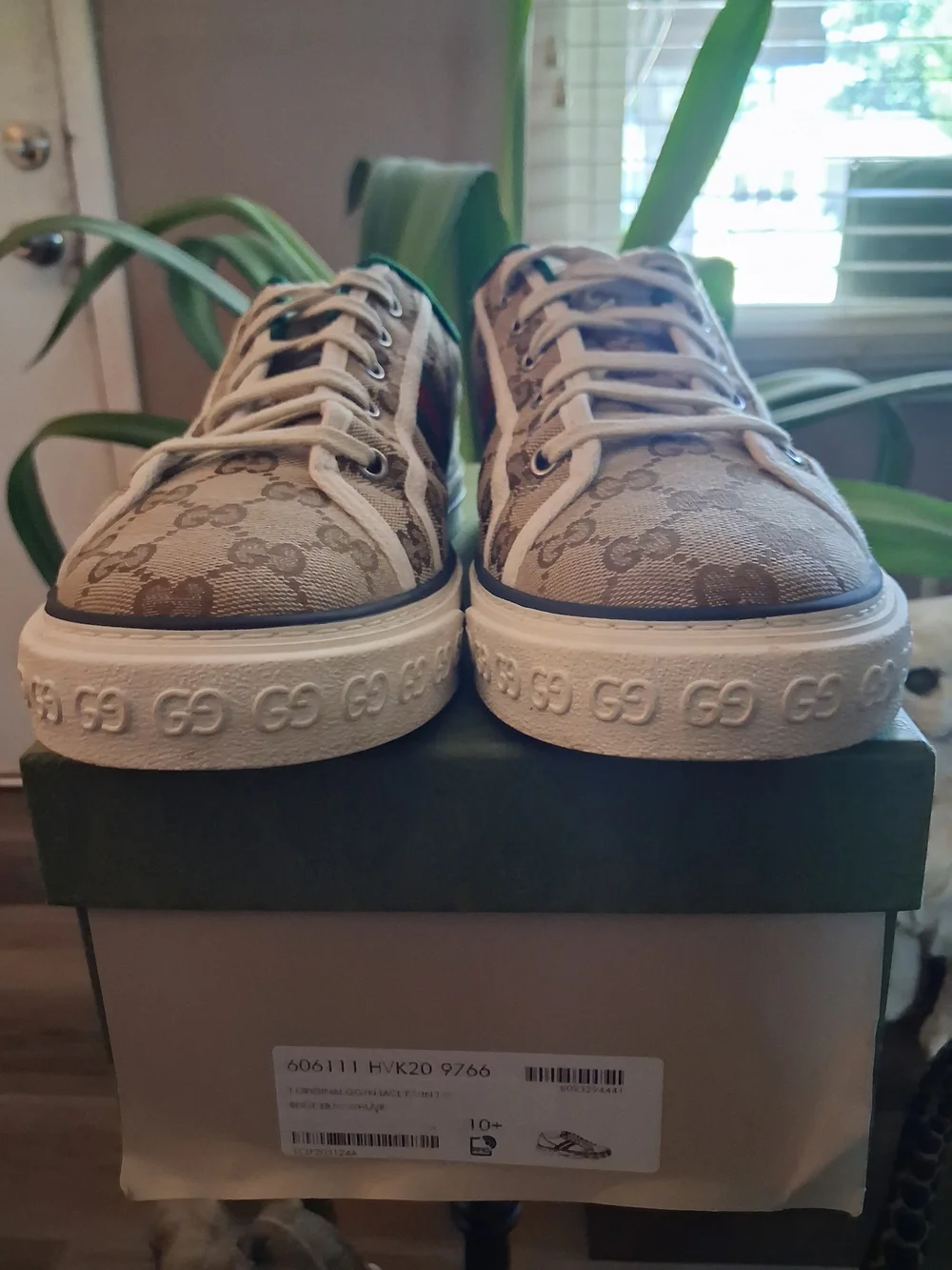 Gucci Beige GG Canvas Low-Top Sneakers